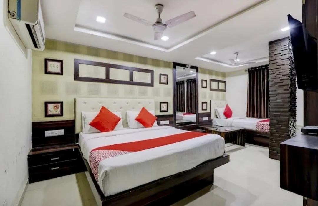 Hotel Gitanjali Inn-1
